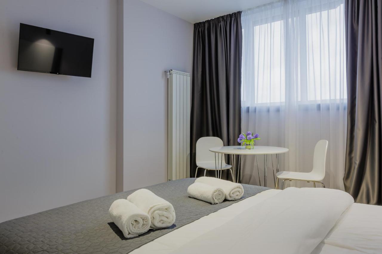 Studio Viktory 5 В, 21 Floor, Kiev Buitenkant foto